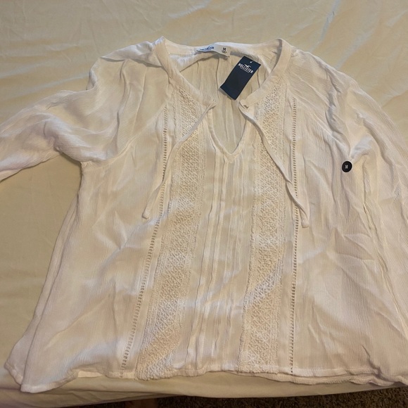 Hollister Tops Nwt Hollister White Blouse Poshmark